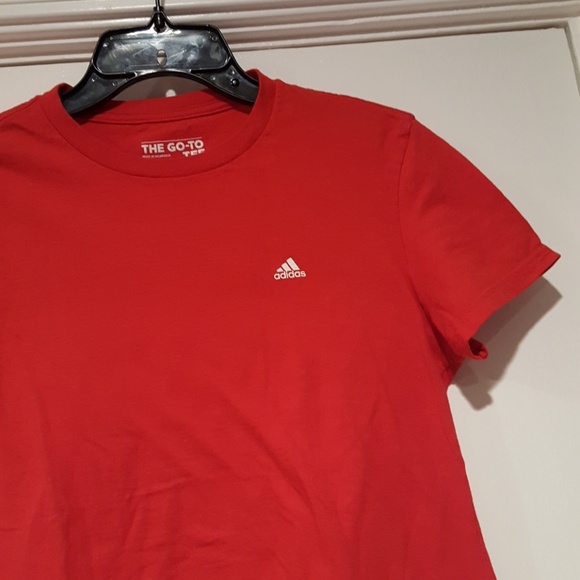 Adidas💥🏃‍♂️ Tee - Picture 2 of 2